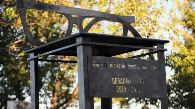 Gerardo Rozín recibió un sentido homenaje en Rosario, a un año de su muerte: "Gracias por venir y por estar"