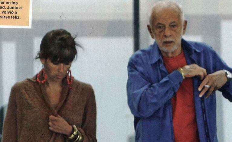 Gerardo Sofovich, acompañado por una abogada de 36 años. (Foto: Caras)