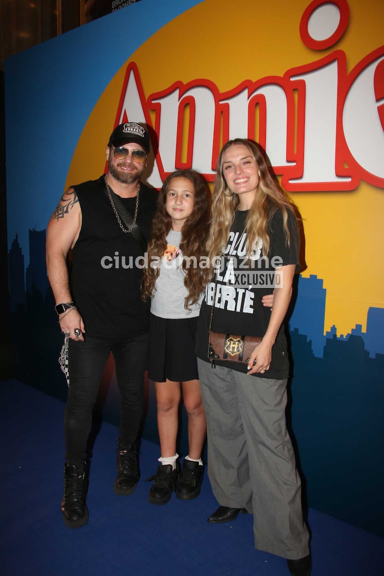 Germán Tripel, Flor Otero y su hija (Foto: Movilpress)