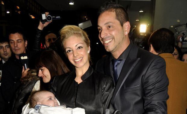 Gisela Bernal, Ariel Diwan junto con su bebé Ian en Stravaganza Estados del Tiempo. (Jennifer Rubio-Ciudad.com)