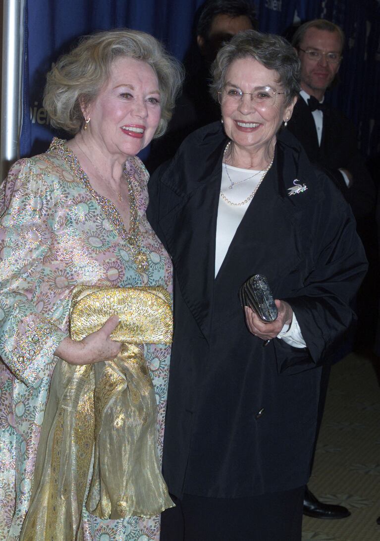 Glynis Johns y Jean Simmons.