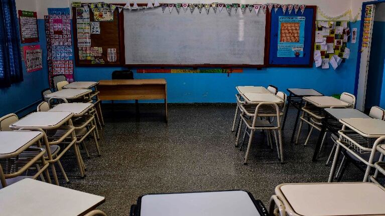 Gobierno porteño discutirá con gremios docentes las condiciones para el regreso a las aulas. Foto: AFP.