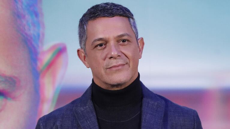 Golpe millonario al bolsillo para el cantante.