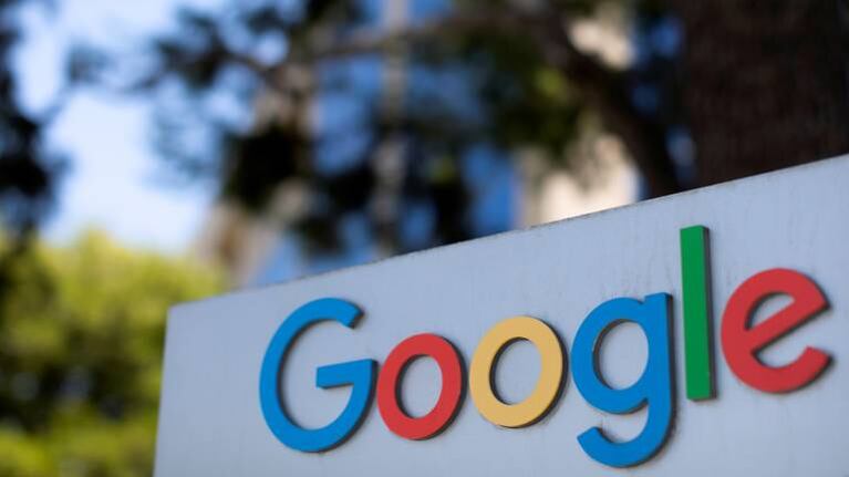 Google bloqueó más de 100 millones de noticias falsas sobre el coronavirus en 2020