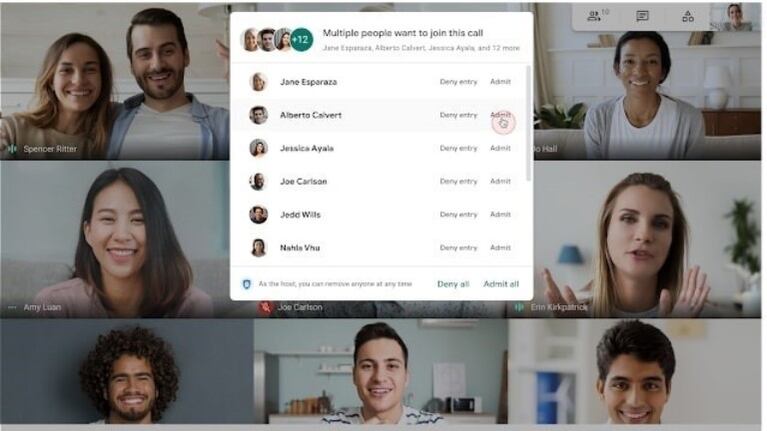 Google Meet ya permite aceptar en bloque a los participantes de las videollamadas. Foto: DPA.