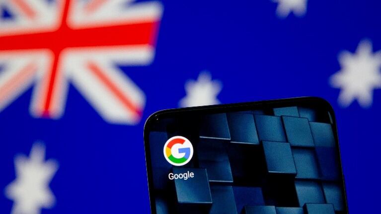 Google trabaja en una alternativa menos estricta a la función antirrastreo de Apple. Foto:REUTER.