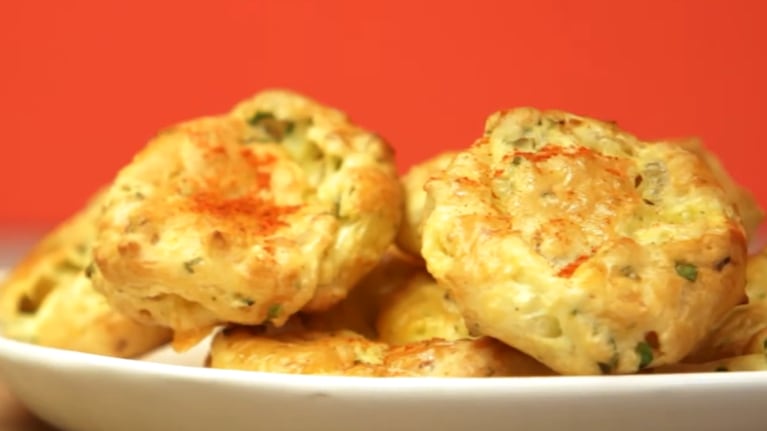 gougeres, queso, panceta