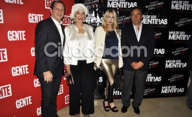 Graciela Borges fue a ver Más de 100 mentiras. (Foto: Jennifer Rubio-Ciudad.com)