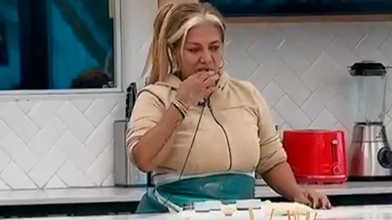 Gran Hermano: Gladys “La Bomba” Tucumana hizo una polémica acción en la cocina (captura de Telefe)