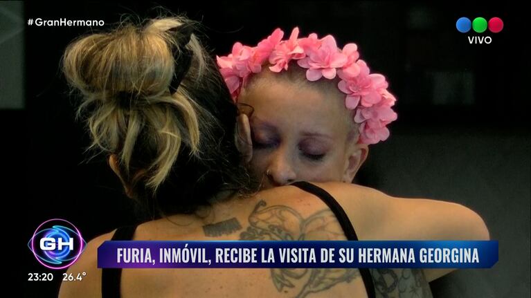 Gran Hermano: Laura Ubfal rompió en llanto al ver el emocionante cara a cara de Furia con su hermana