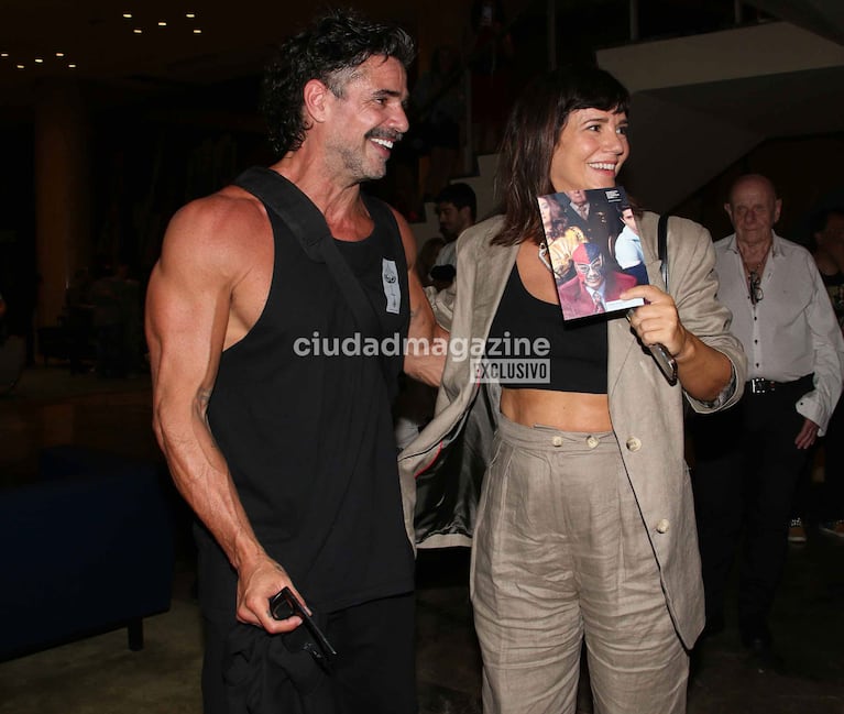 Griselda Siciliani fue a ver a Luciano Castro al teatro. (Foto: Movilpress)