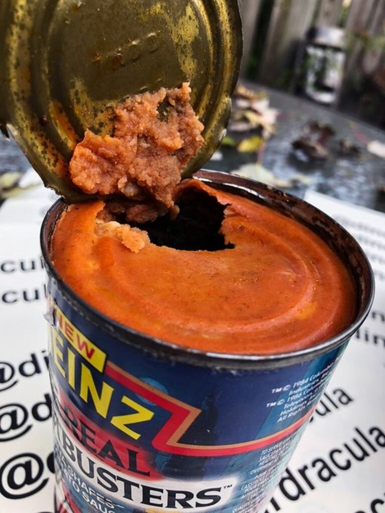 Guarda por 28 años lata de pasta de Los Cazafantasmas y se horroriza al abrirla