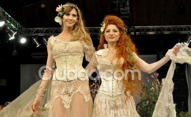 Guillermina Valdés brilló en la pasarela vestida de novia. (Foto: Jennifer Rubio)