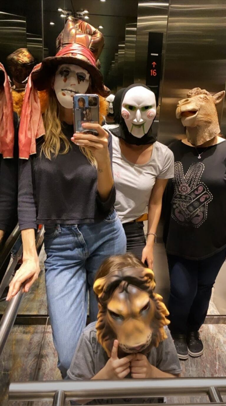 Guillermina Valdés celebró con sus hijos Halloween e hizo una filosa aclaración: "Para los que nos critican..."