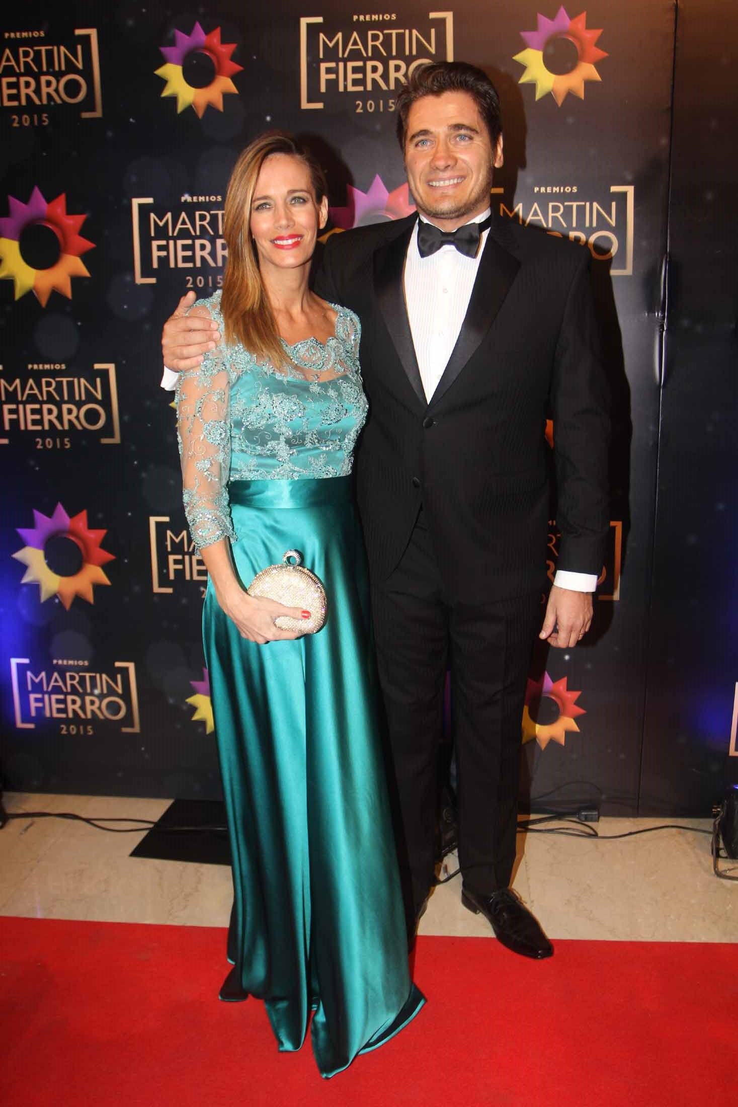 Guillermo Andino y Carolina Prat en los Martín Fierro 2015 (Foto: Movilpress- Ciudad.com). 