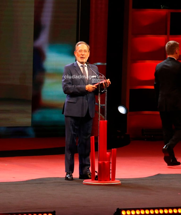 Guillermo Francella recibió un reconocimiento en los Premios Pinti (Foto: Movilpress).
