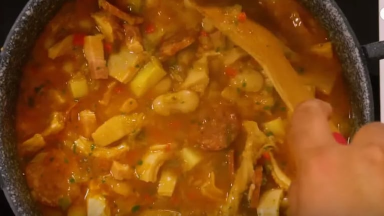 Guiso de mondongo: la receta para sacar los días fríos
