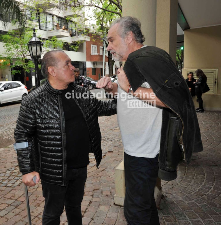 Gustavo Lutteral y Darío Orellano en el útlimo adiós a Piero (Foto: Movilpress).