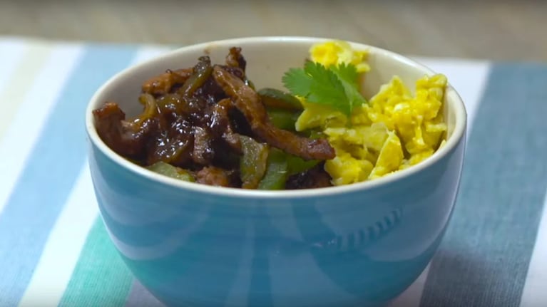 Hace este salteado picante de carne con una receta simple, paso a paso