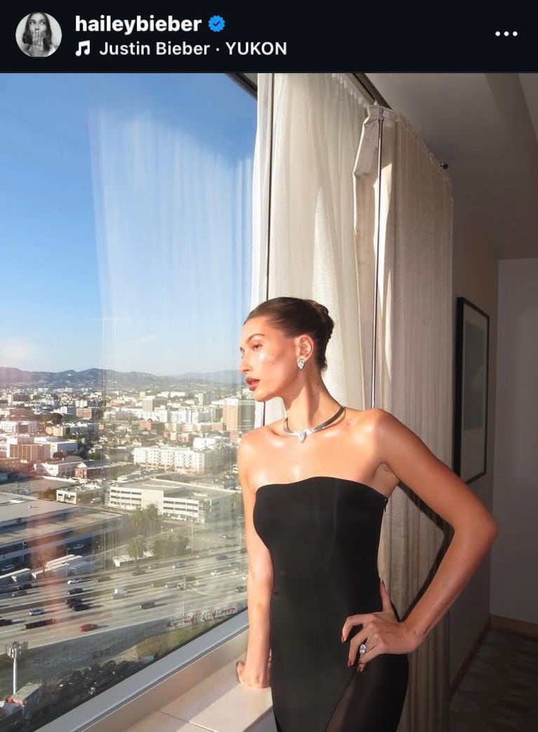 Hailey Bieber marca tendencia este 2026 con las "uñas jabón" (Foto: Instagram/@haileybieber).