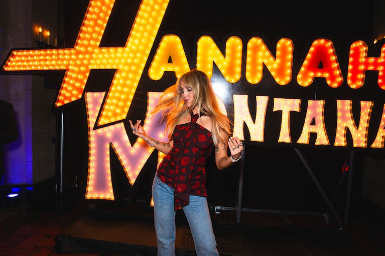 “HANNAH MONTANA 20TH ANNIVERSARY SPECIAL” PREMIERE EVENT - Miley Cyrus and guests celebrate the world premiere of the “Hannah Montana 20th Anniversary Special” at the El Capitan Theatre and The Hollywood Roosevelt Hotel in Los Angeles on Monday, March 23, 2026. “Hannah Montana 20th Anniversary Special” premieres Tuesday, March 24 at 12:00 a.m. PDT on Disney+. (Disney/Ser Baffo)    MILEY CYRUS