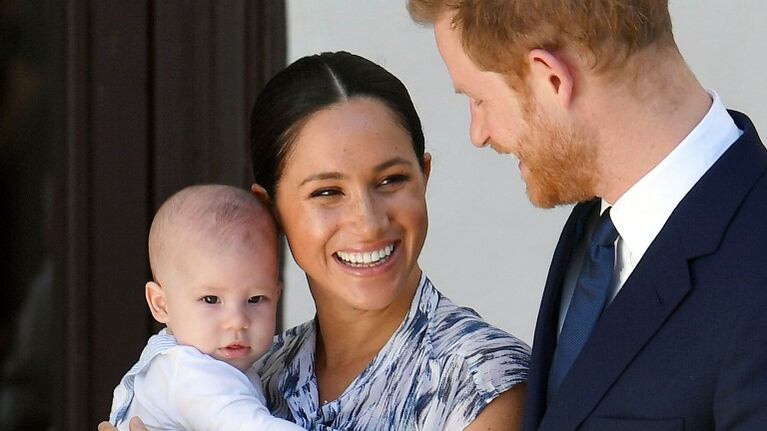 Harry y Meghan denuncian a un paparazzi por sacarle fotos a Archie. Foto: EFE.