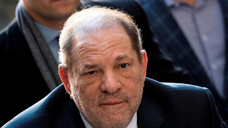 Harvey Weinstein finalmente fue trasladado a la cárcel, aunque ahora es controlado en la enfermería