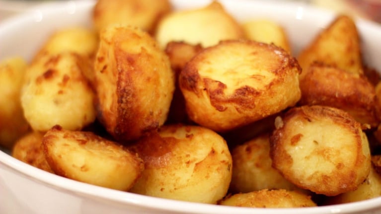 Hay un truco simple para lograr que las papas queden doradas fácilmente. Foto: Cucinare TV