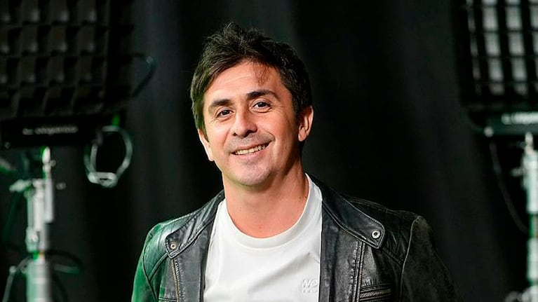 Heber Ybañez debuta con "De soñar y de volar".