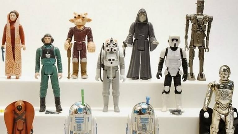 Heredan juguetes de Star Wars, casi los tiran, pero descubren que valen medio millón de dólares