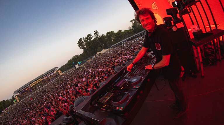 Hernán Cattaneo: más de 30 mil personas en la nueva edición de Sunsetstrip Buenos Aires