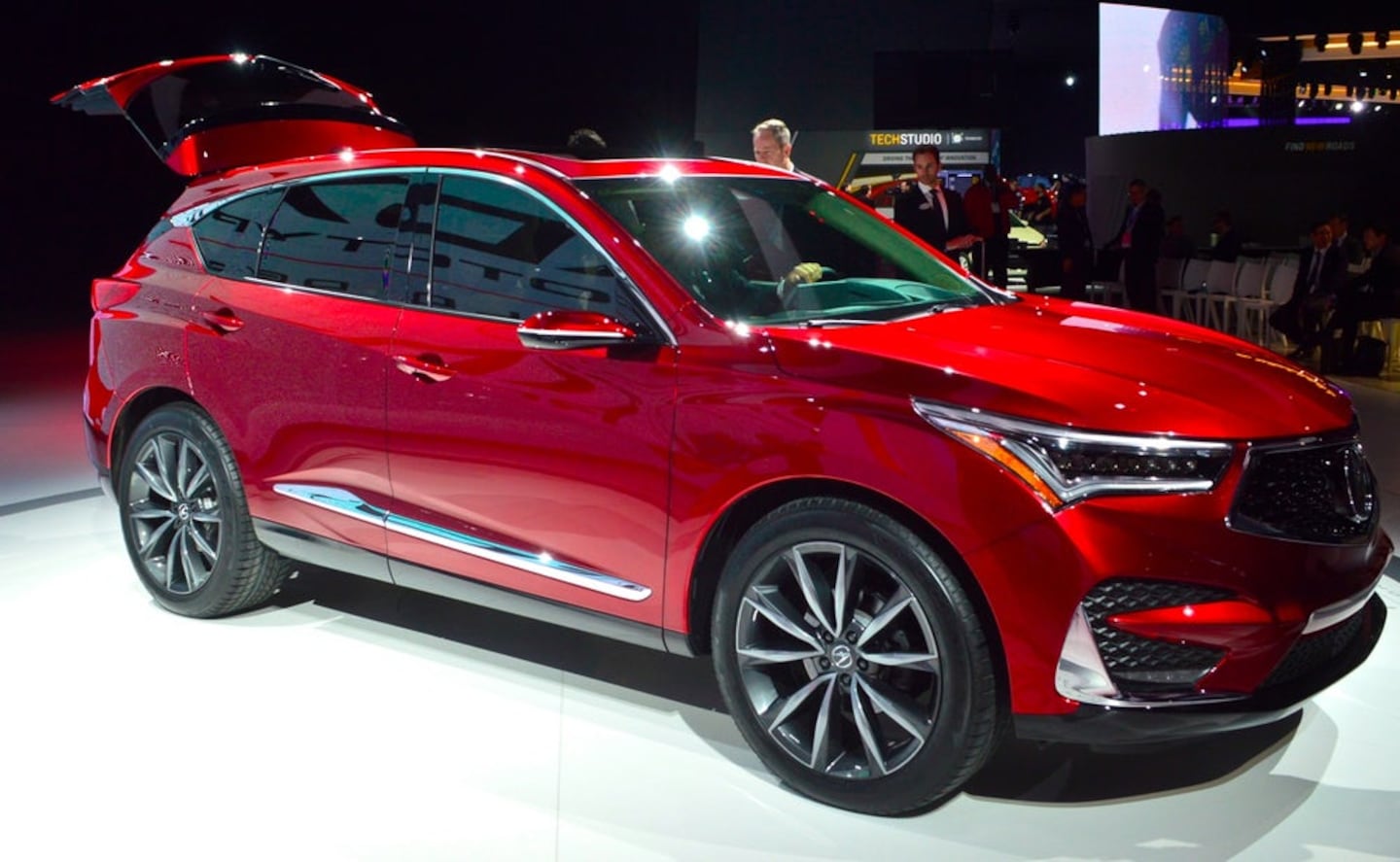 Honda estrenó sus modelos Insight Prototype y Acura RDX