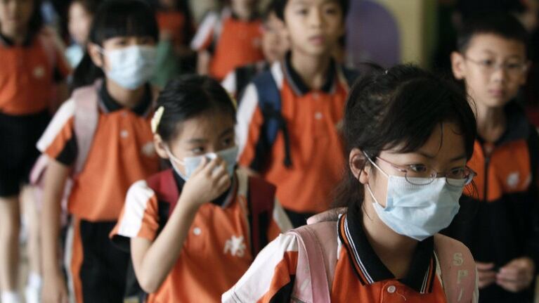 Hong Kong autoriza la vuelta a las aulas a partir de finales de septiembre. Foto: AP.