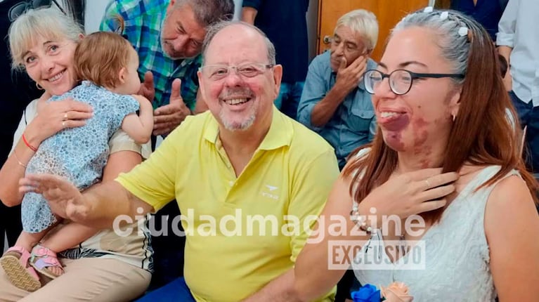 Horacio Cirio y Marcela Lugones en el registro civil (Foto: RS Fotos)