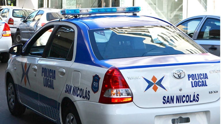 Horror en San Nicolás: un exconvicto mantuvo como rehenes a su mujer y tres hijos