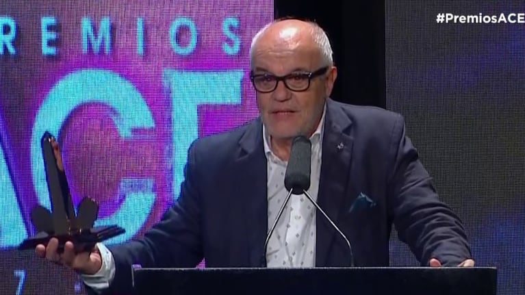 Juan Leyrado, ganador del Premio ACE de Oro por Un enemigo del pueblo