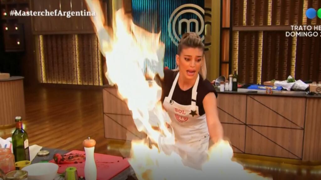 El tenso momento de Sol Pérez en Masterchef mientras cocinaba: "Casi me incendio"