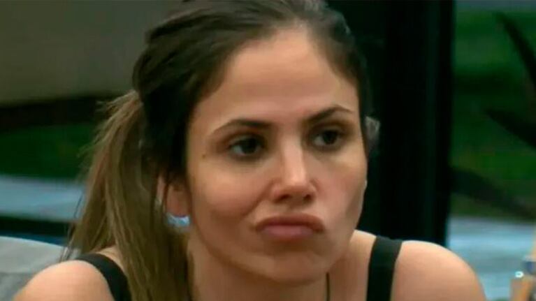 Romina no pudo ocultar su intenso malestar luego de que Camila se convirtiera en la nueva líder de la casa