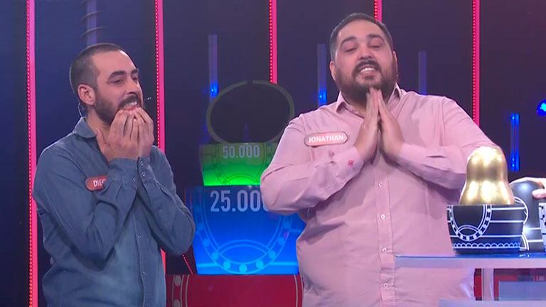 Los primos que apostaron y perdieron todo en Mamushka