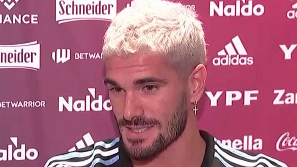 Rodrigo De Paul habló sobre su nuevo look platinado