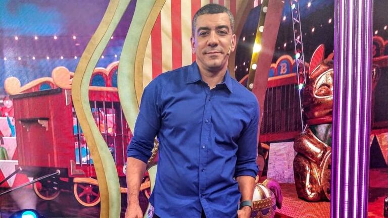 Walter Queijeiro, enojado por el nombre del grupo de WhatsApp que tiene con sus compañeros de Bendita: "Dice panelistes"