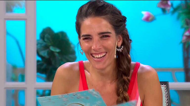 El divertido fallido de Juana Viale en Almorzando con Mirtha Legrand