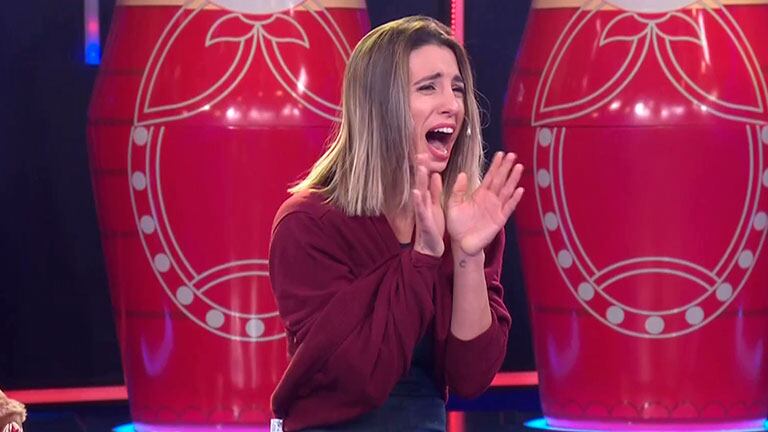 Cinthia Fernández, al límite en una de las pruebas de Mamushka