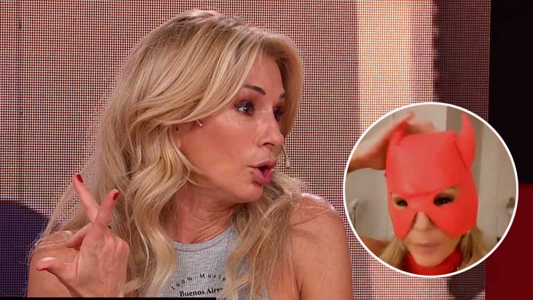 Yanina Latorre se mostró promocionando juguetes para adultos en las redes