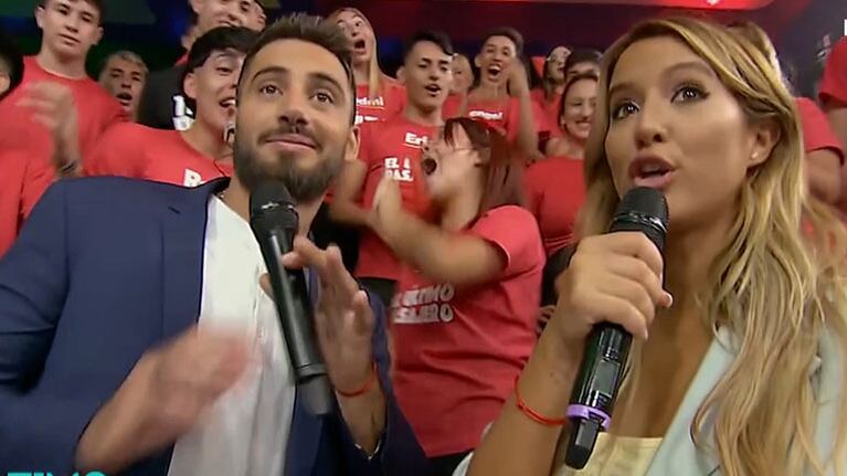 ¡Los descolocó! La incómoda reacción de Flor Vigna y Nico Occhiato cuando un participante de El último pasajero les pidió que se besen