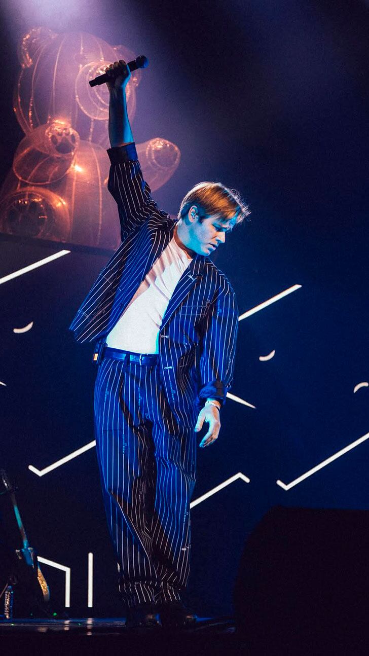 Benjamín Amadeo anunció que será papá por segunda vez en pleno show en el Gran Rex y emocionó a todos