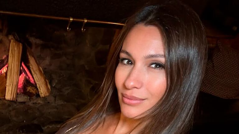 Pampita brilla a los 47 años: viaje de lujo a Ibiza y nuevo rol en Los 8 Escalones
