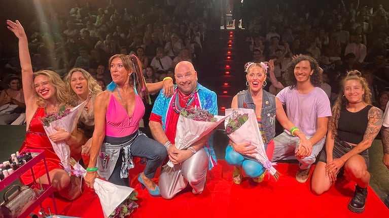 Valeria Archimó regresó con éxito al teatro con De Pelos