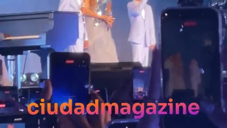 Shakira cantó por primera vez junto a sus hijos y emocionó a más de 45 mil personas en Vélez: el video