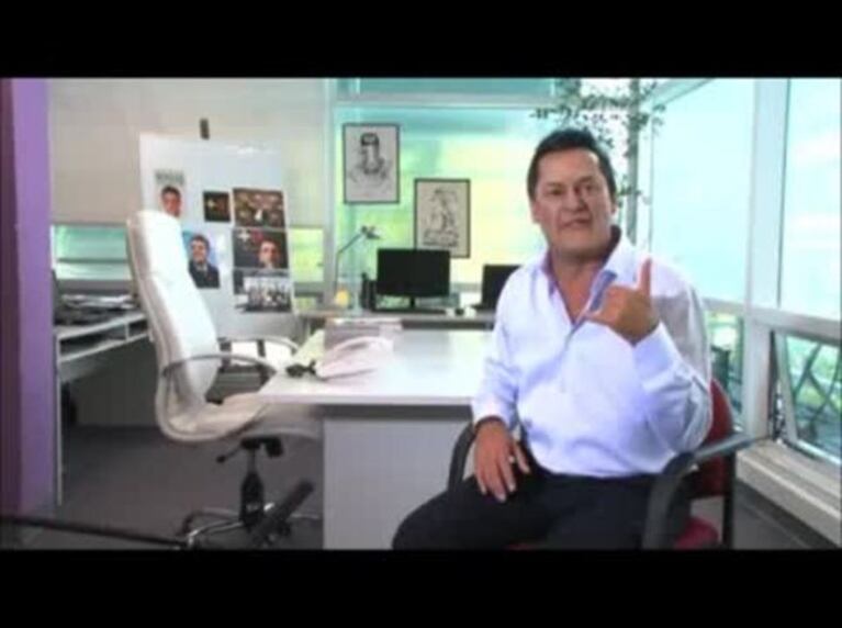 Marcelo Tinelli presentó en YouTube "los nuevos spots" de Sergio Massa